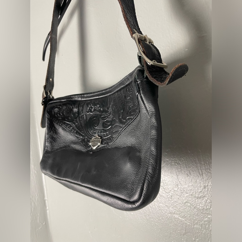Leather Harley Shoulder Bag - Picture 3 of 14